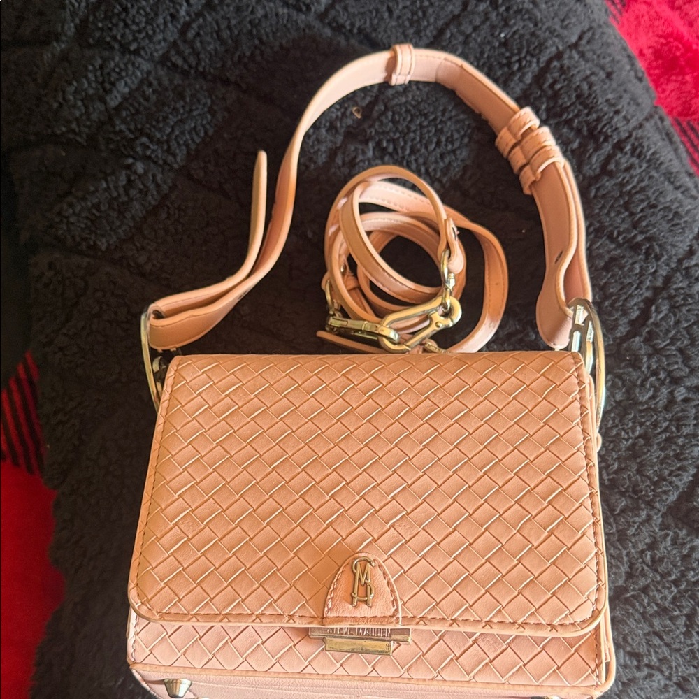 Steve Madden Woven Tan Crossbody Bag